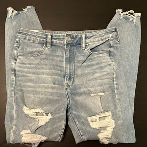 American Eagle - Size 12 Regular - Distressed High Rise Jegging